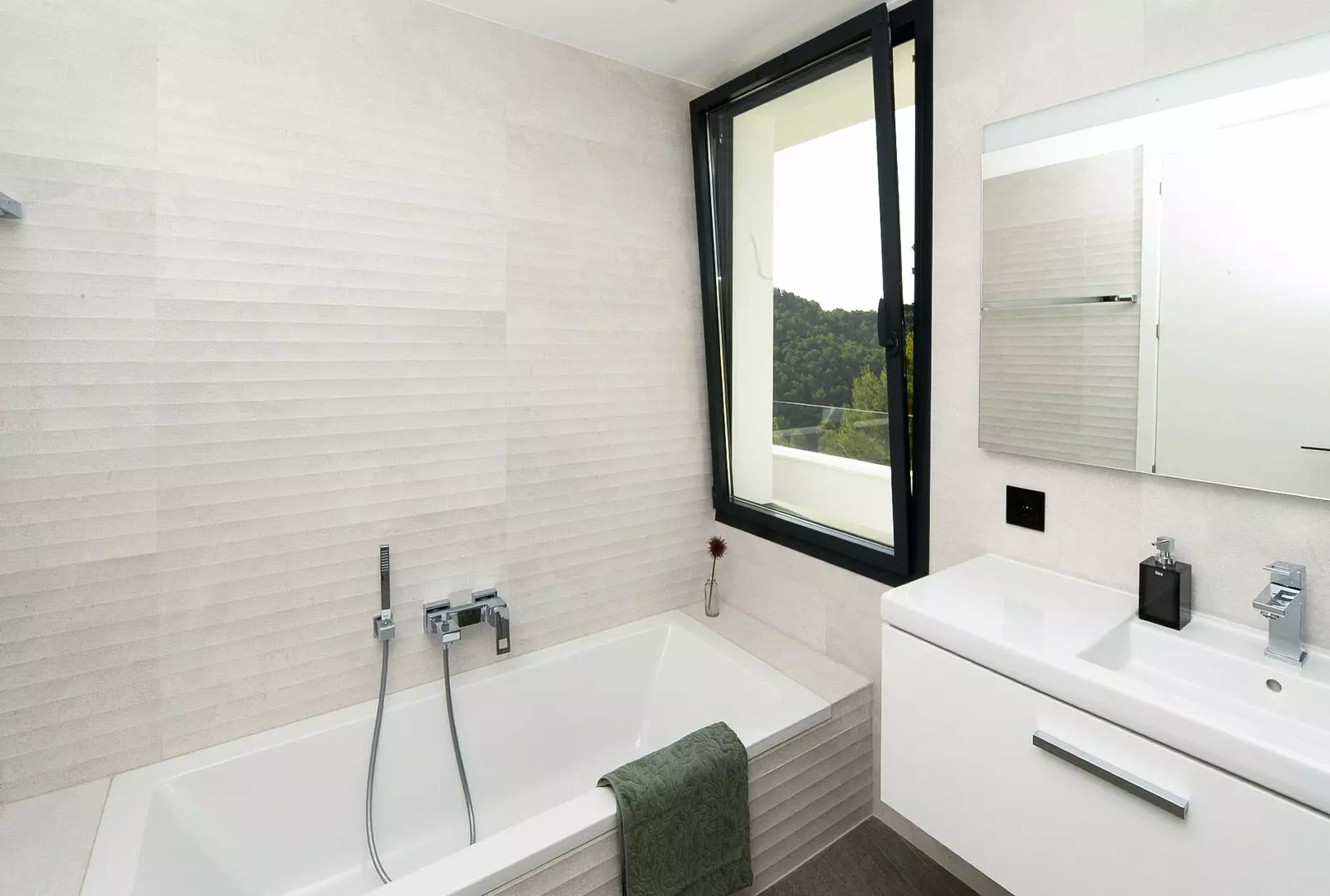2-14-a6df91 3-bedroom Villa In Jávea – Xàbia, Spain (374 M²)