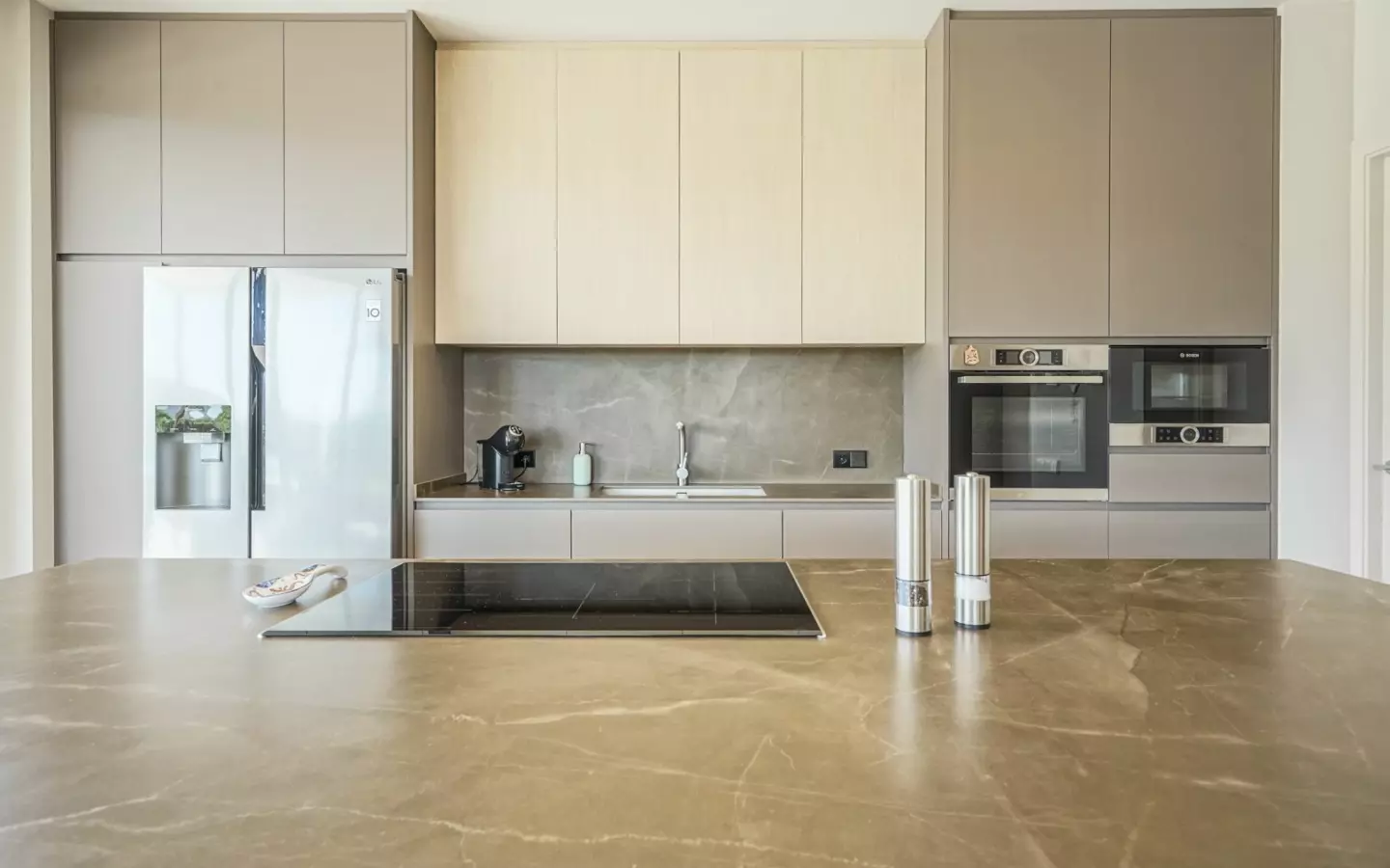 3-bedroom Villa In Pedreguer, Spain (225 M²)