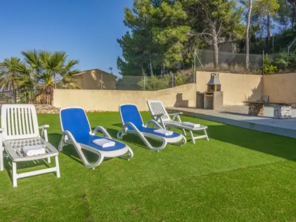 3-bedroom Villa In Calpe, Spain (90 M²)