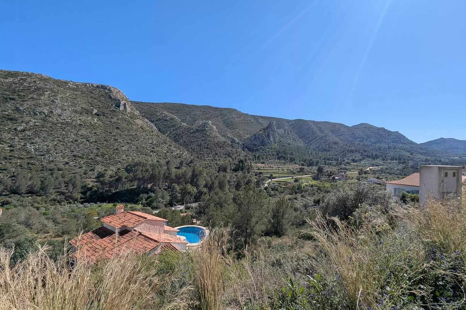 2-14-f1fc9f 3-bedroom Villa In Pedreguer, Spain (160 M²)
