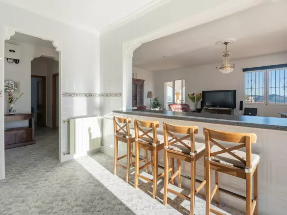 4-bedroom Villa In Calpe, Spain (264 M²)