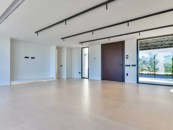 5-bedroom Villa In Altea, Spain (390 M²)