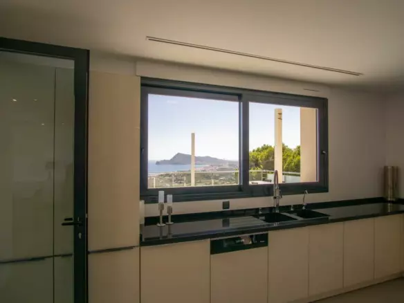 5-bedroom Villa In Altea, Spain (680 M²)