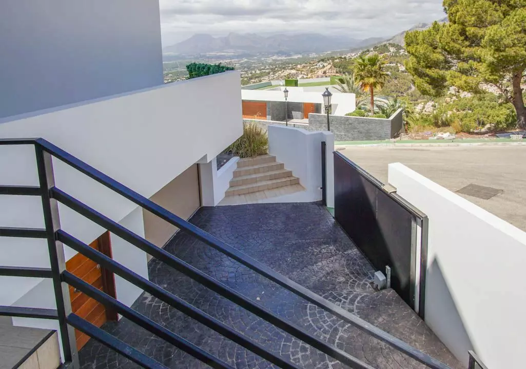 6-bedroom Villa In Altea, Spain (547 M²)