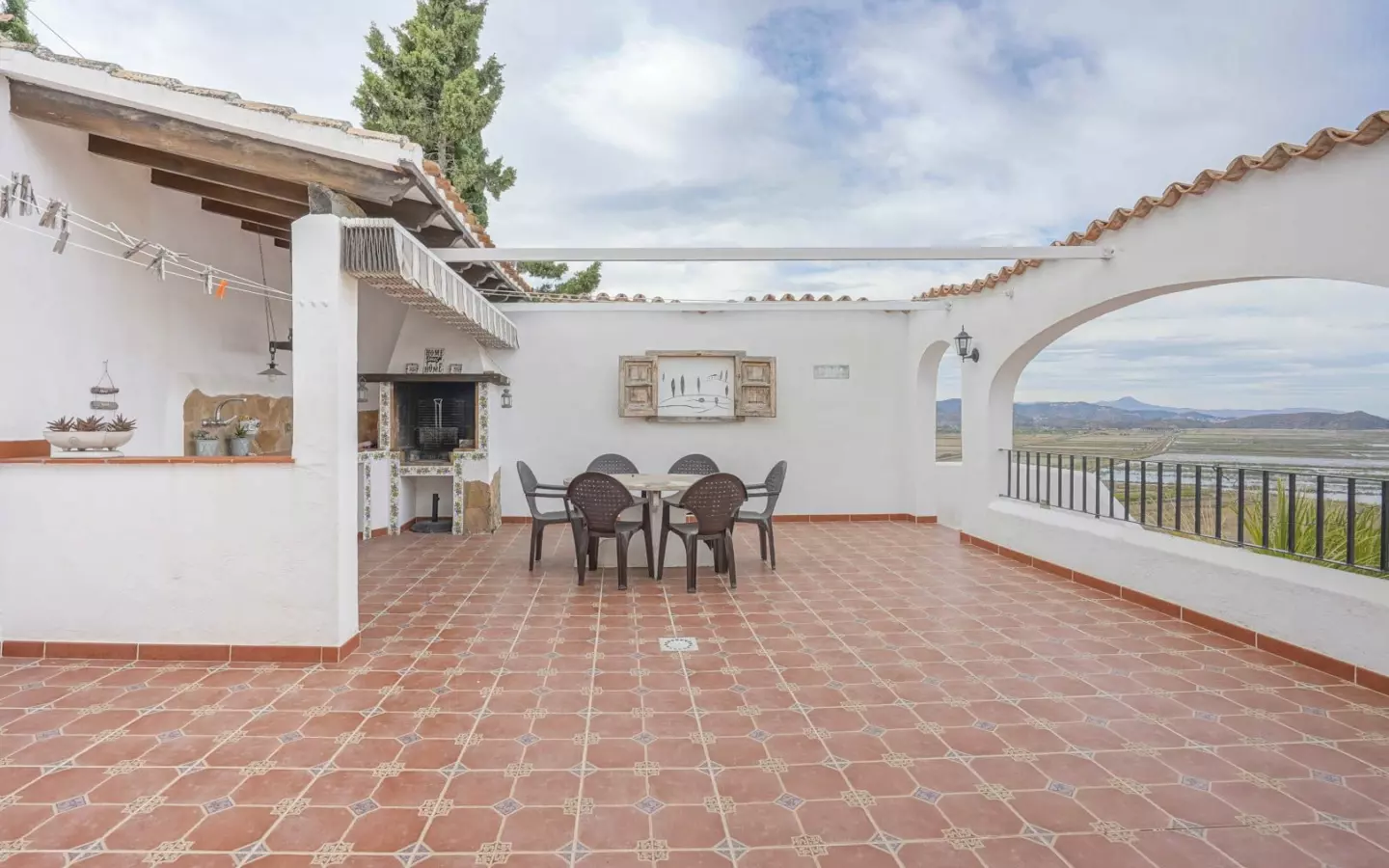 5-bedroom Villa In El Rafol D’almunia, Spain (307 M²)