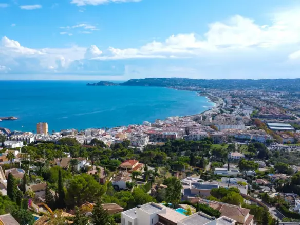 5-bedroom Villa In Jávea – Xàbia, Spain (320 M²)