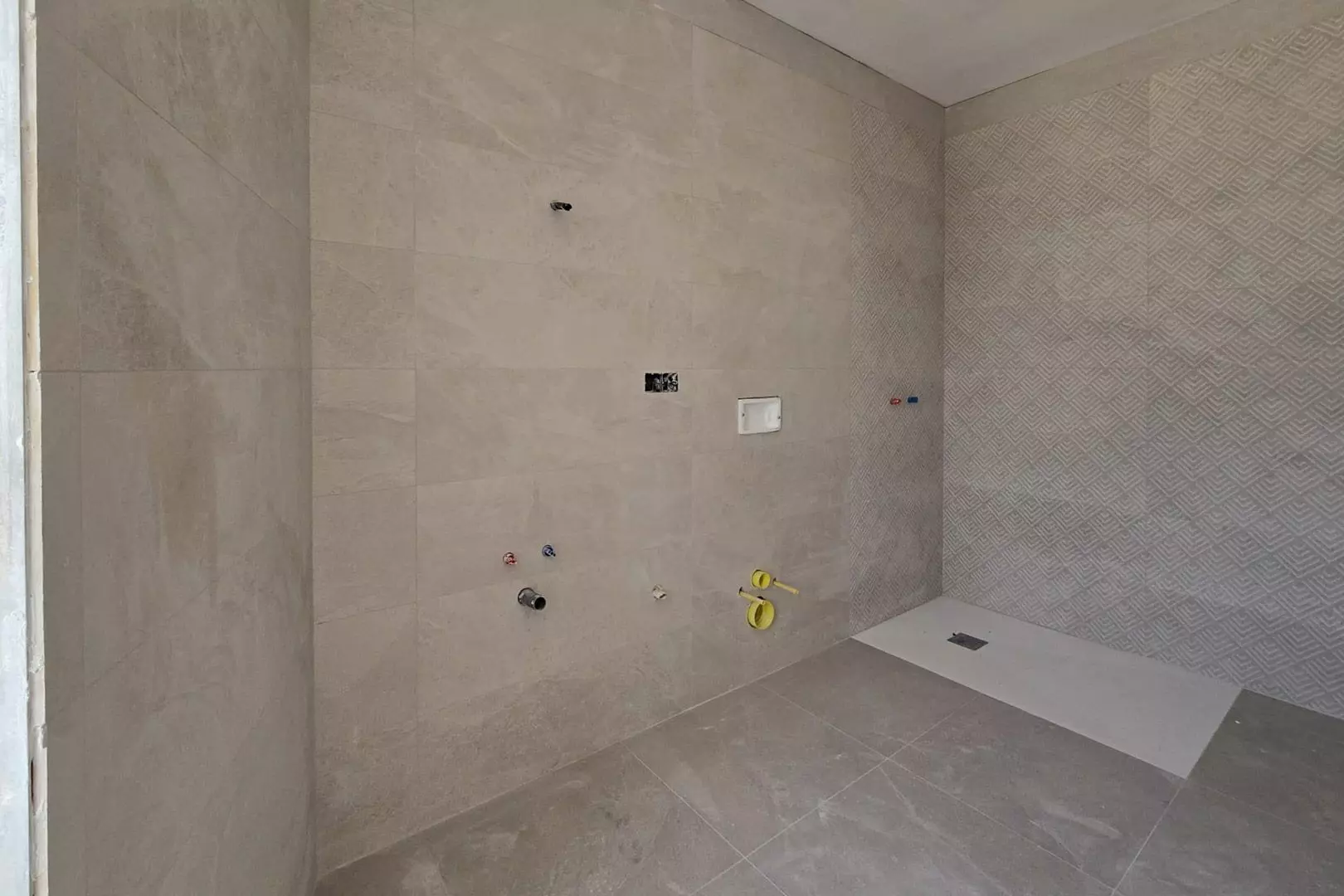 3-bedroom Villa In Els Poblets, Spain (225 M²)
