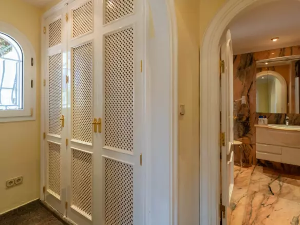 5-bedroom Villa In Benissa, Spain (565 M²)