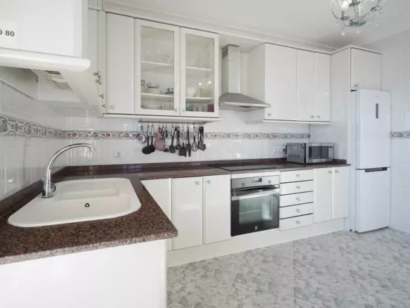 4-bedroom Villa In Calpe, Spain (264 M²)