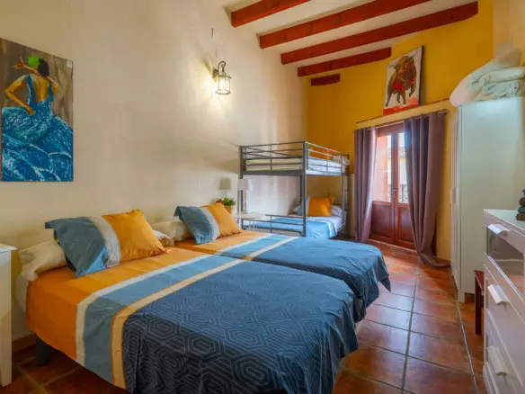 6-bedroom Commercial Unit In Sagra, Spain (426 M²)