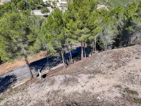 Plot In Altea, Spain (985 M² Plot)