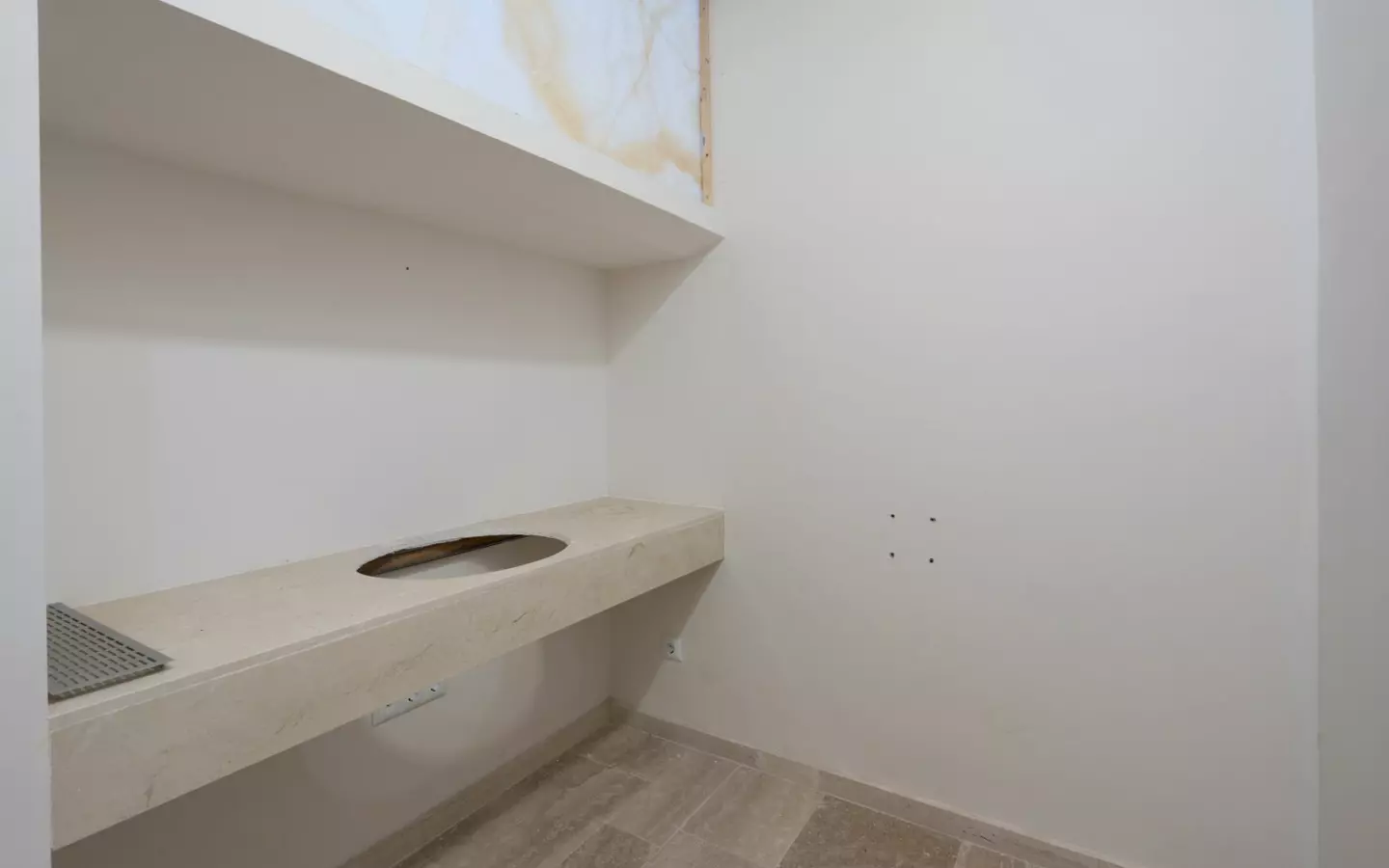 3-bedroom Commercial Unit In Benissa, Spain (301 M²)