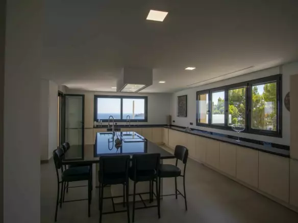 5-bedroom Villa In Altea, Spain (680 M²)