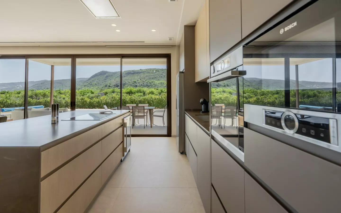 3-bedroom Villa In Pedreguer, Spain (225 M²)