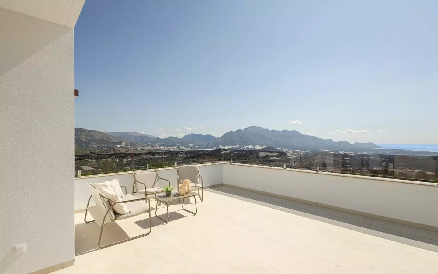 3-bedroom Villa In Polop, Spain (165 M²)