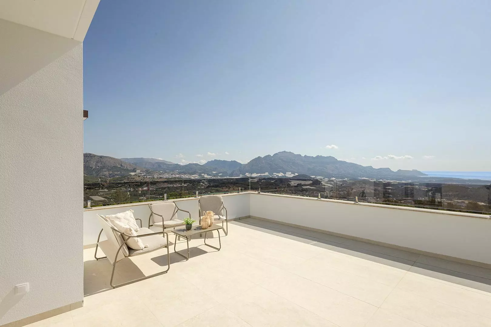 3-bedroom Villa In Polop, Spain (165 M²)