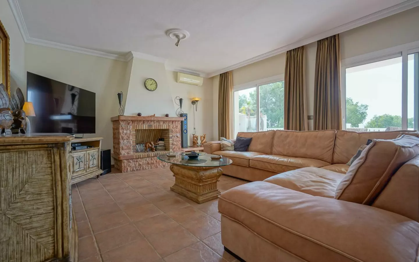 4-bedroom Villa In Altea, Spain (400 M²)