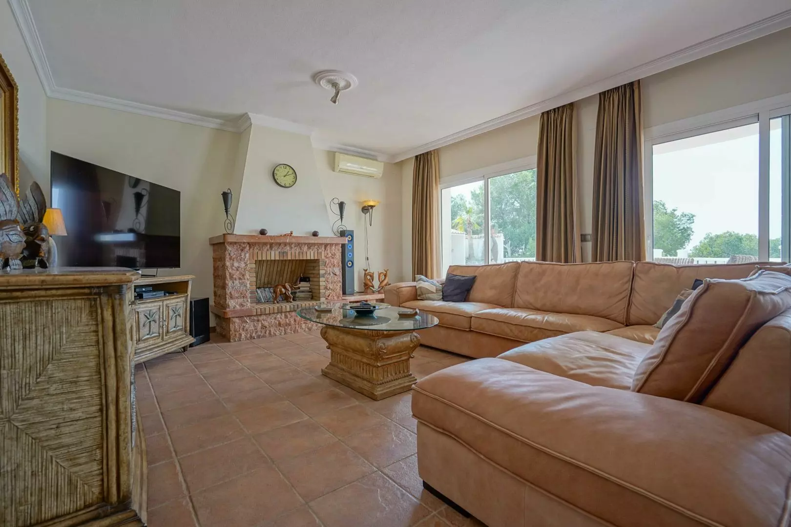 4-bedroom Villa In Altea, Spain (400 M²)