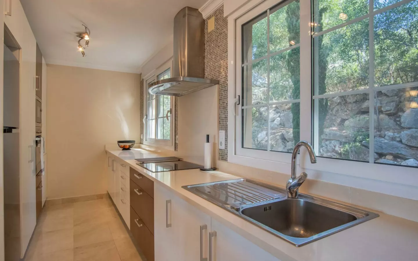 3-bedroom Apartment In Pedreguer, Spain (310 M²)