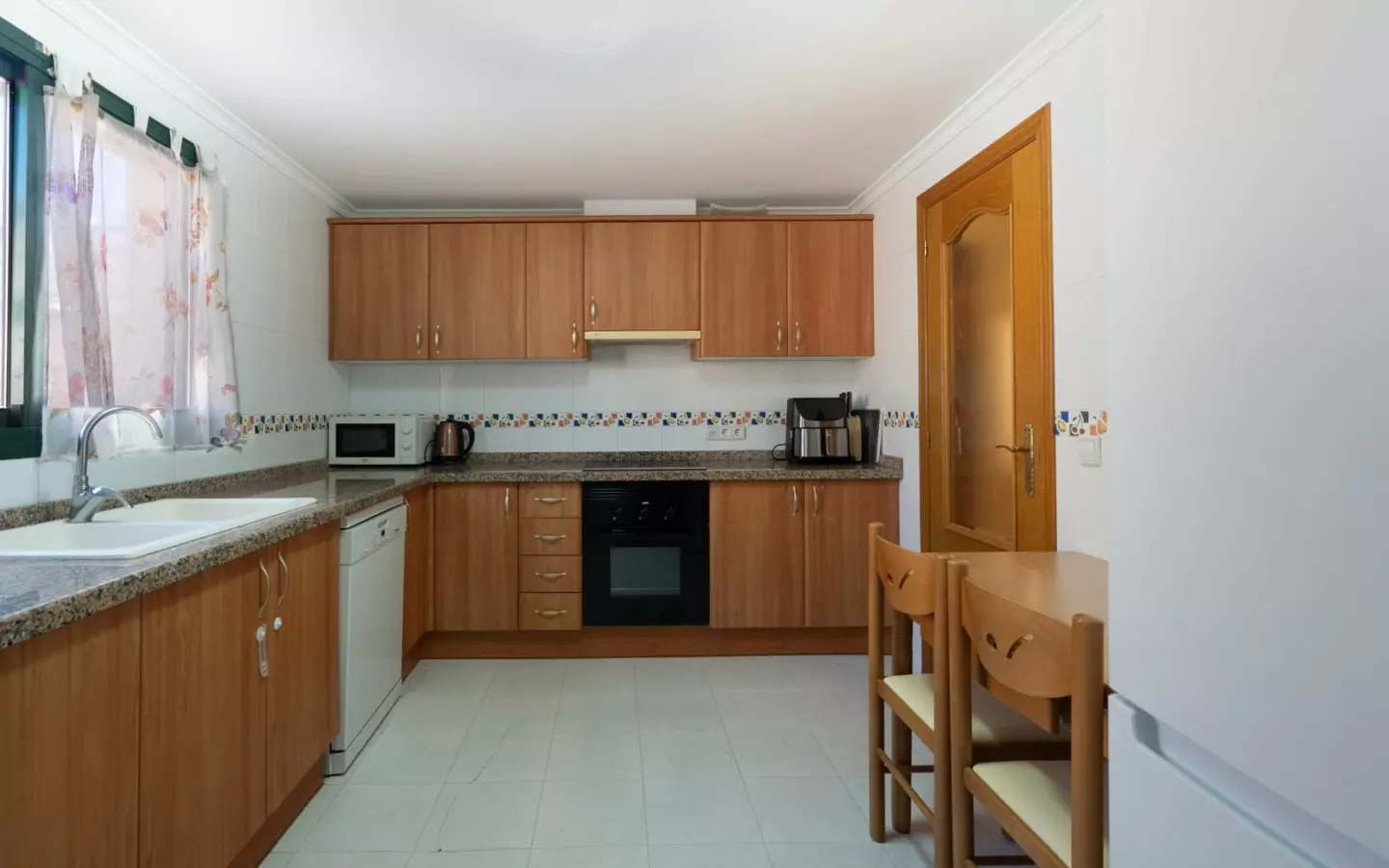 3-bedroom Apartment In Jávea – Xàbia, Spain (130 M²)