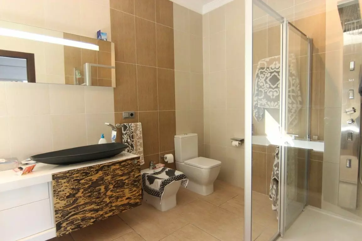 5-bedroom Villa In Jávea – Xàbia, Spain (450 M²)