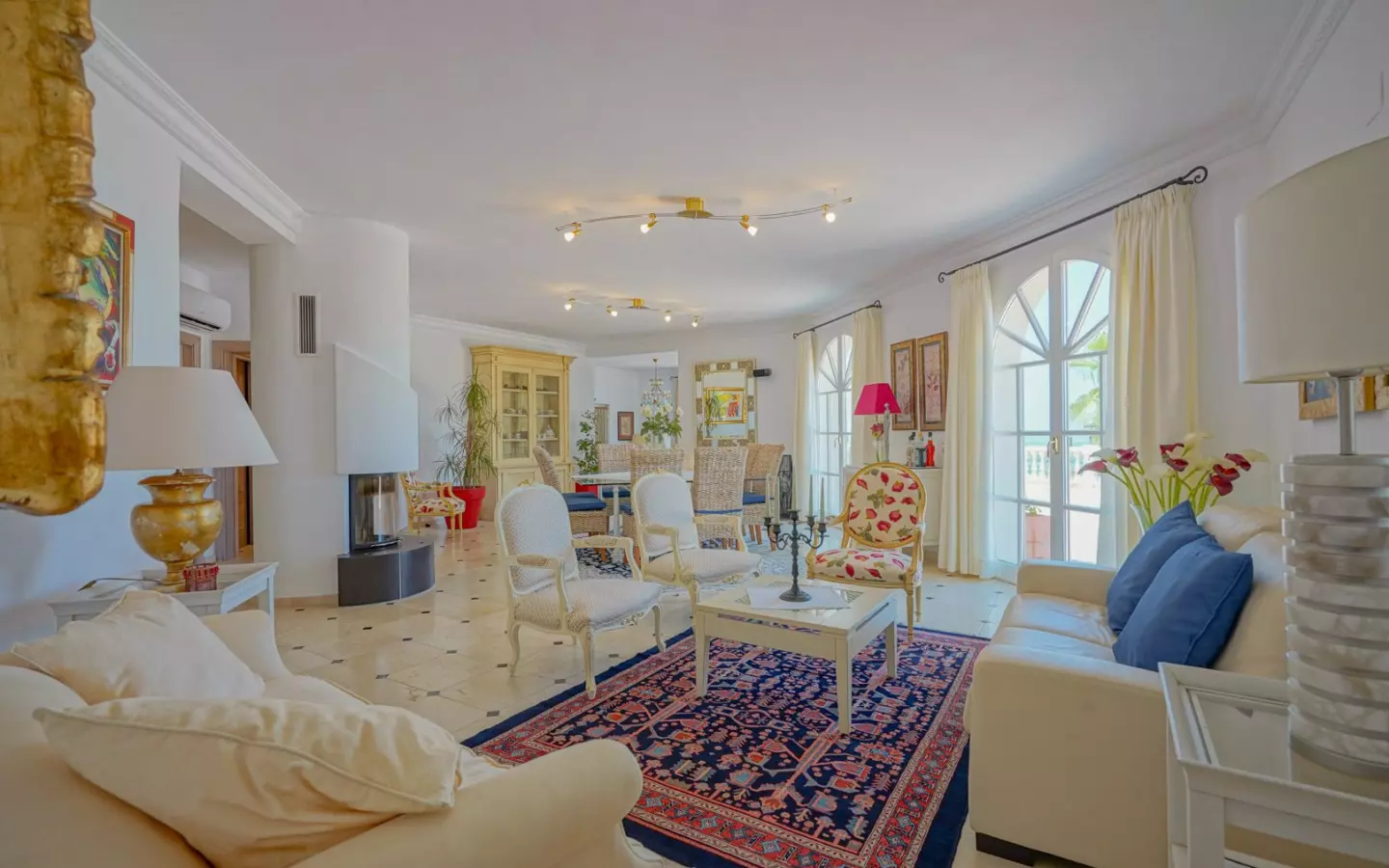 5-bedroom Villa In Pedreguer, Spain (392 M²)