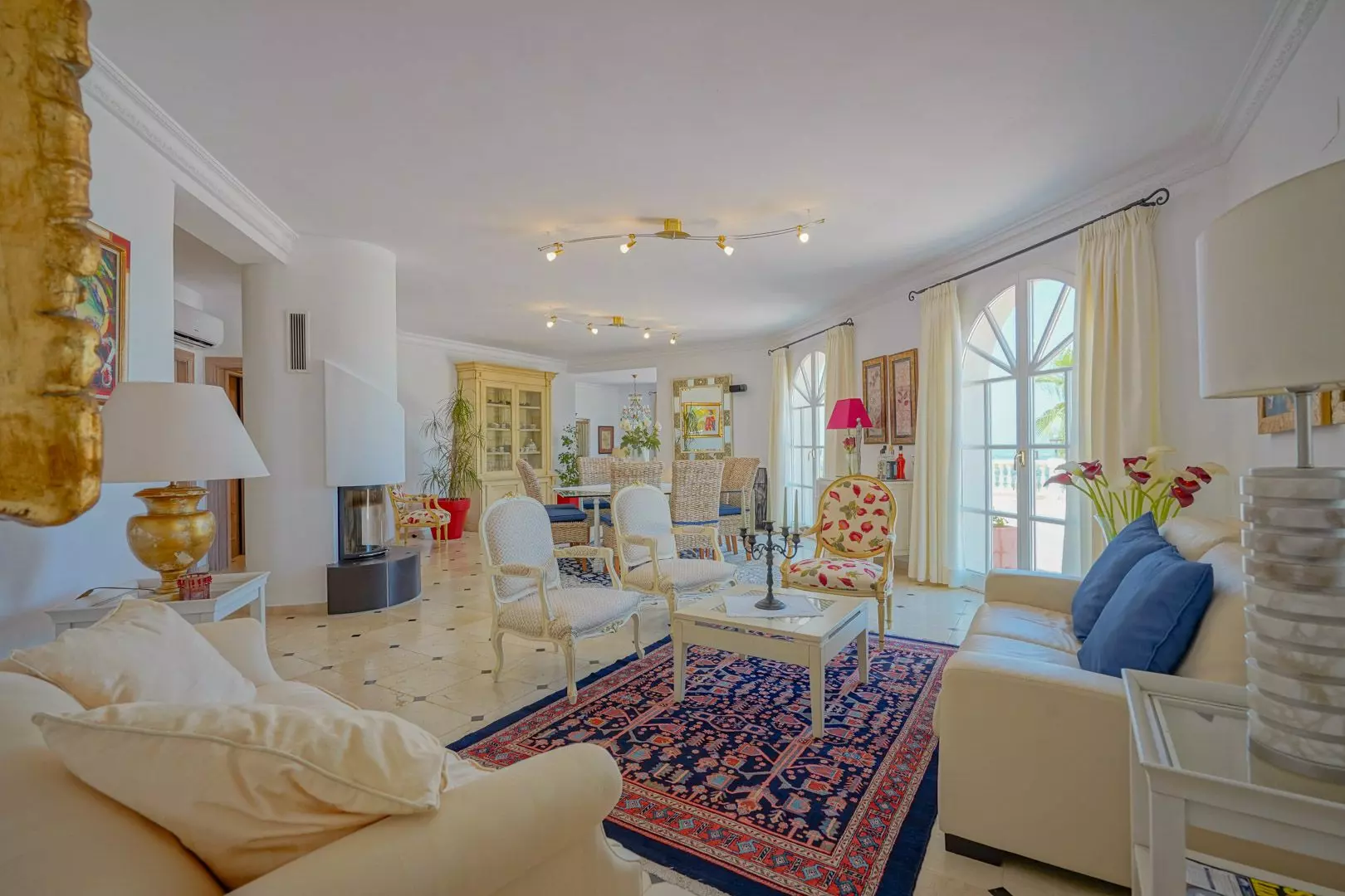 5-bedroom Villa In Pedreguer, Spain (392 M²)