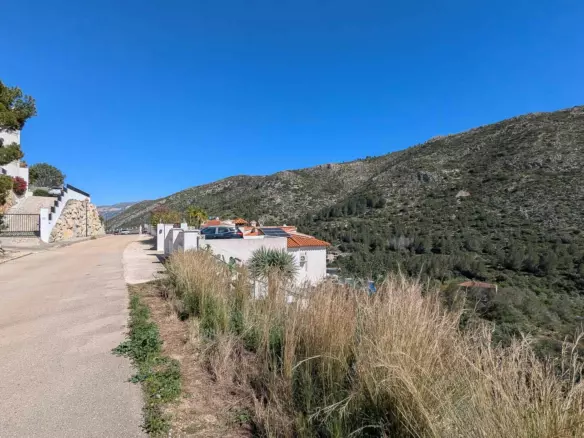3-bedroom Villa In Pedreguer, Spain (160 M²)