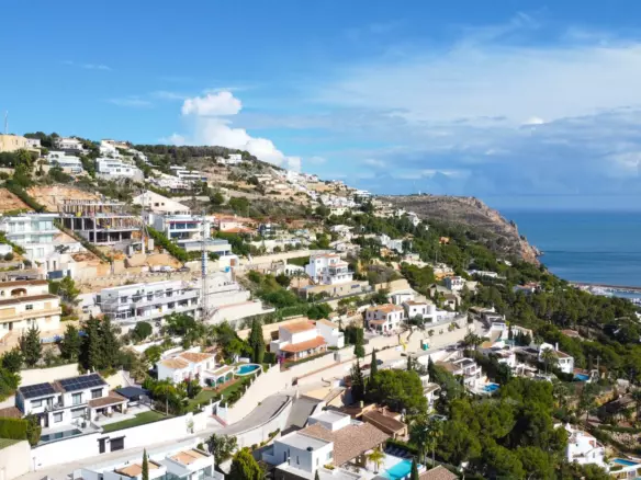 5-bedroom Villa In Jávea – Xàbia, Spain (320 M²)