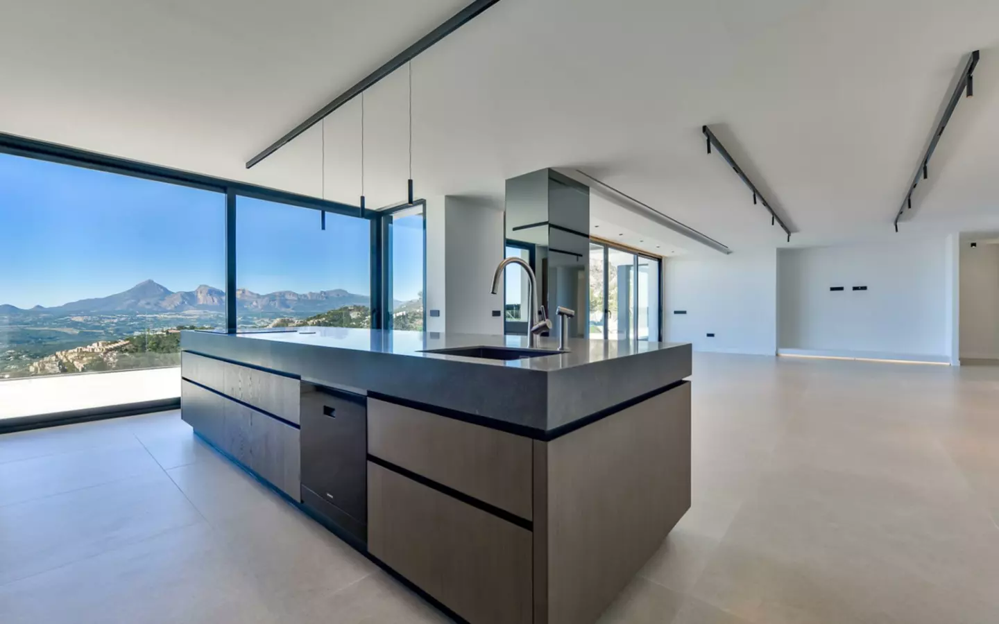 5-bedroom Villa In Altea, Spain (390 M²)