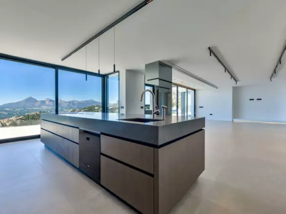 5-bedroom Villa In Altea, Spain (390 M²)