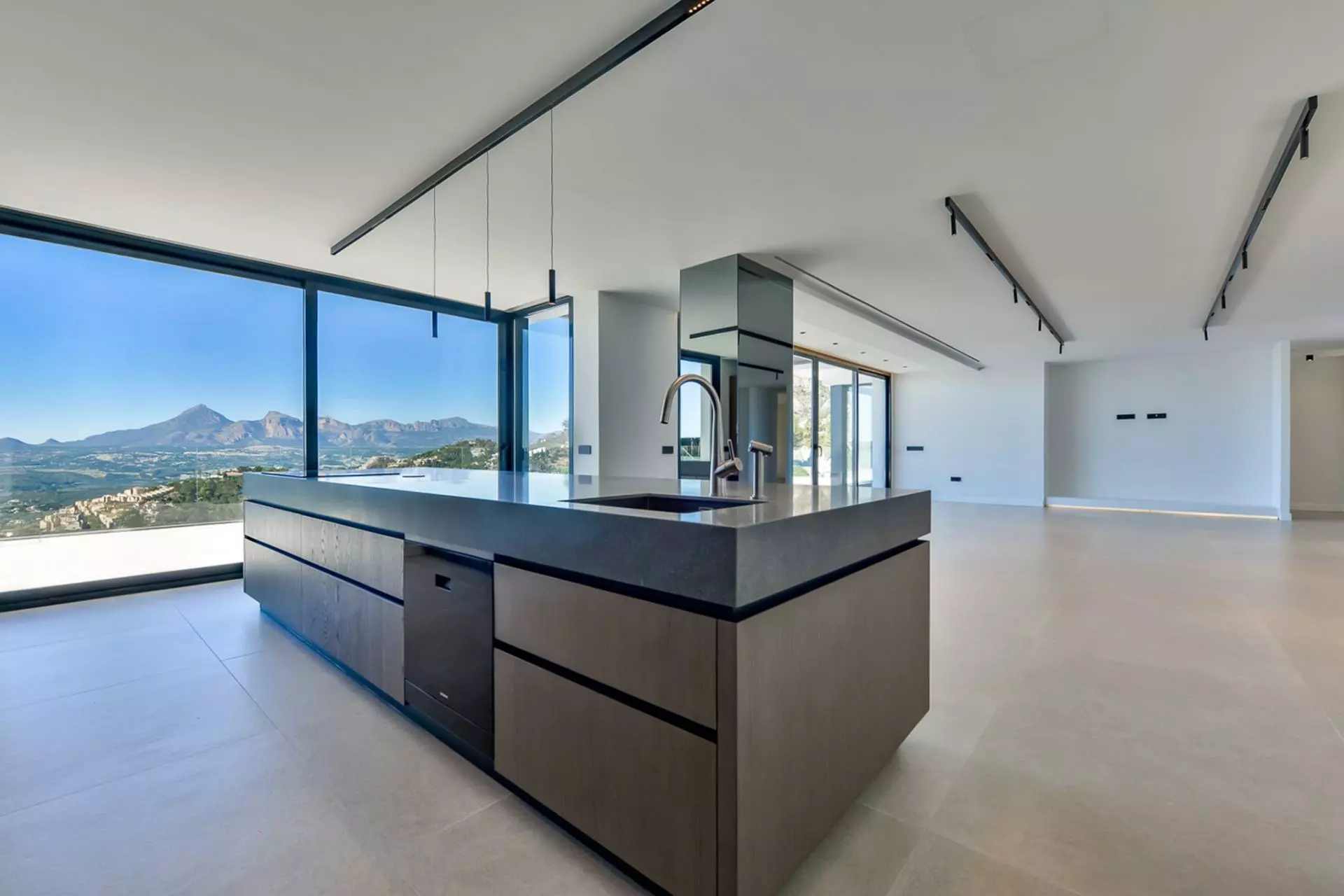 2-16-8aa97c 5-bedroom Villa In Altea, Spain (390 M²)