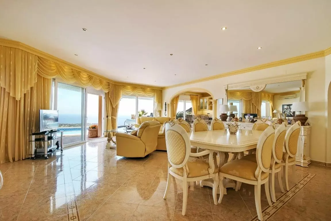 4-bedroom Villa In Benissa, Spain (370 M²)