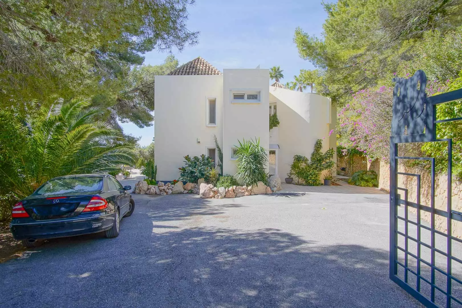 3-bedroom Villa In Altea, Spain (200 M²)