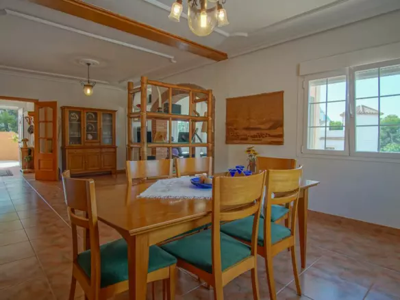 5-bedroom Villa In Calpe, Spain (345 M²)