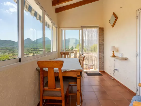 5-bedroom Villa In Jalon – Xalo, Spain (229 M²)