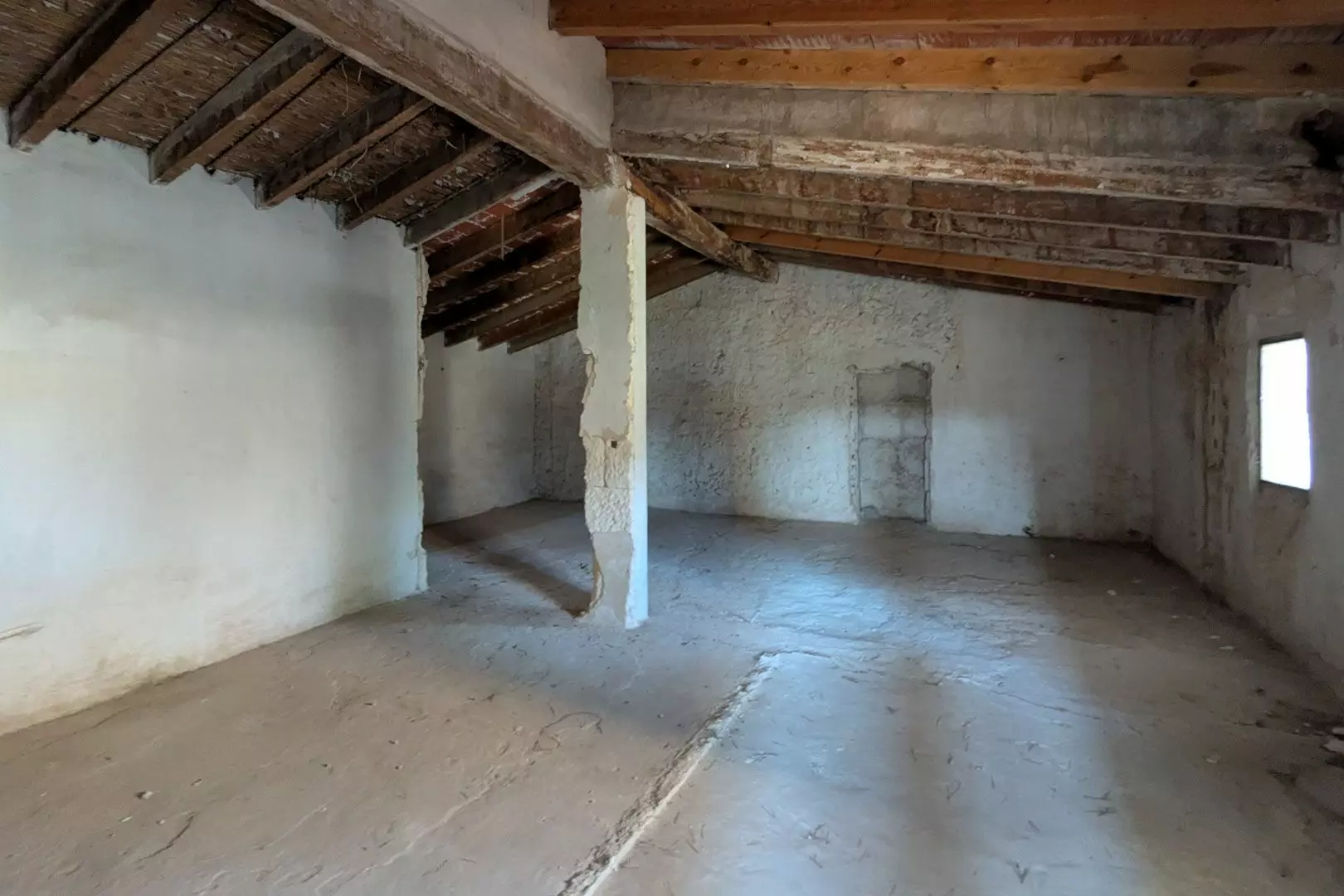 2-16-e2d2f6 2-bedroom Country House In Teulada, Spain (328 M²)