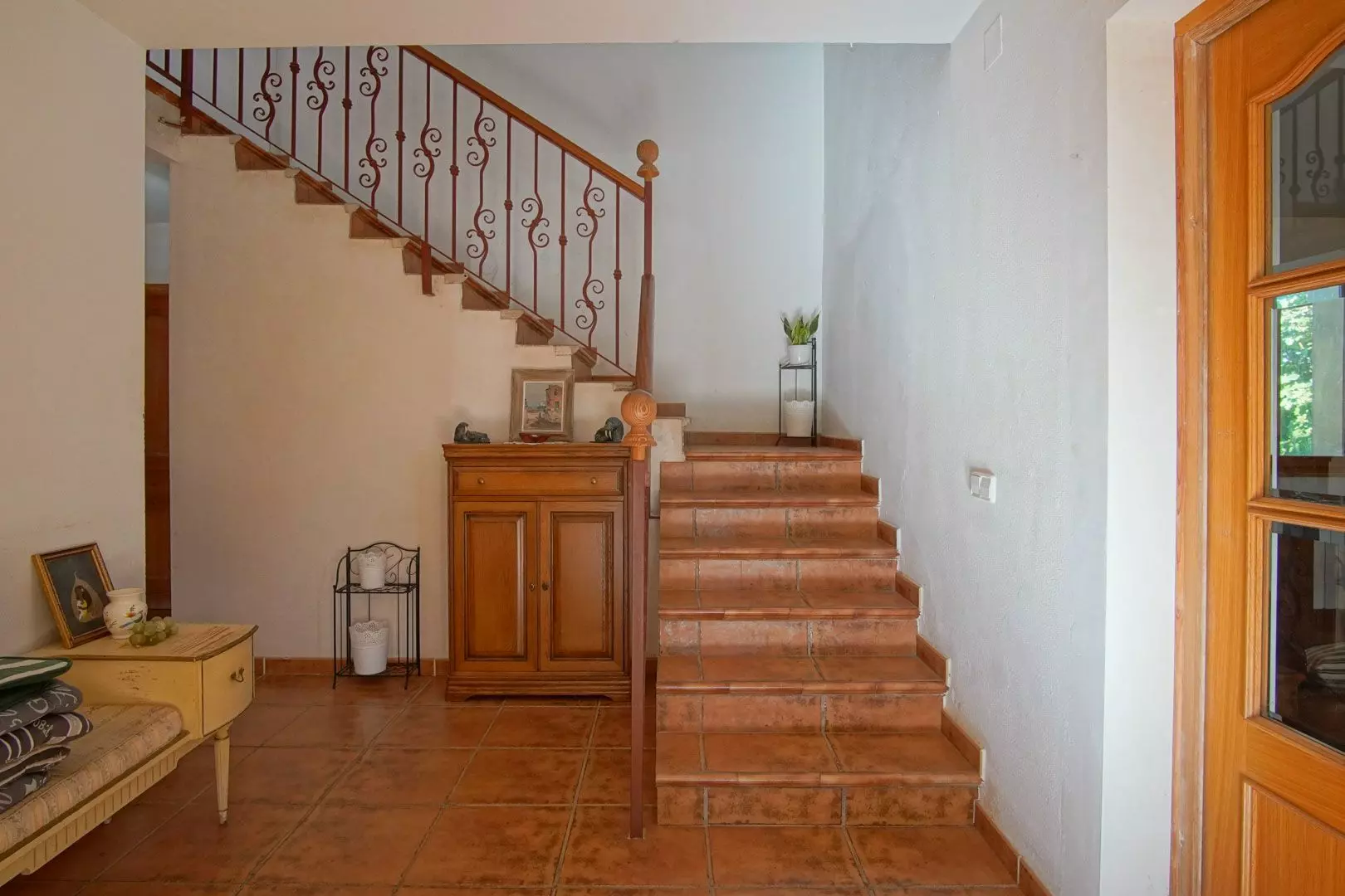 6-bedroom Villa In Pedreguer, Spain (361 M²)