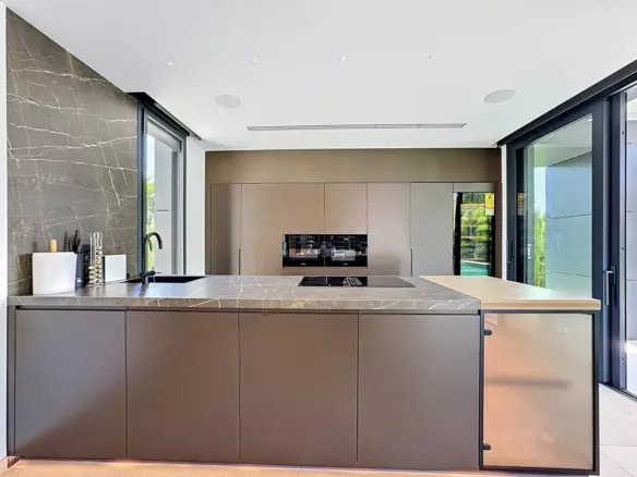 4-bedroom Villa In Calpe, Spain (346 M²)