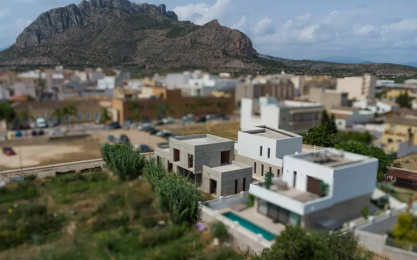 3-bedroom Villa In Els Poblets, Spain (225 M²)