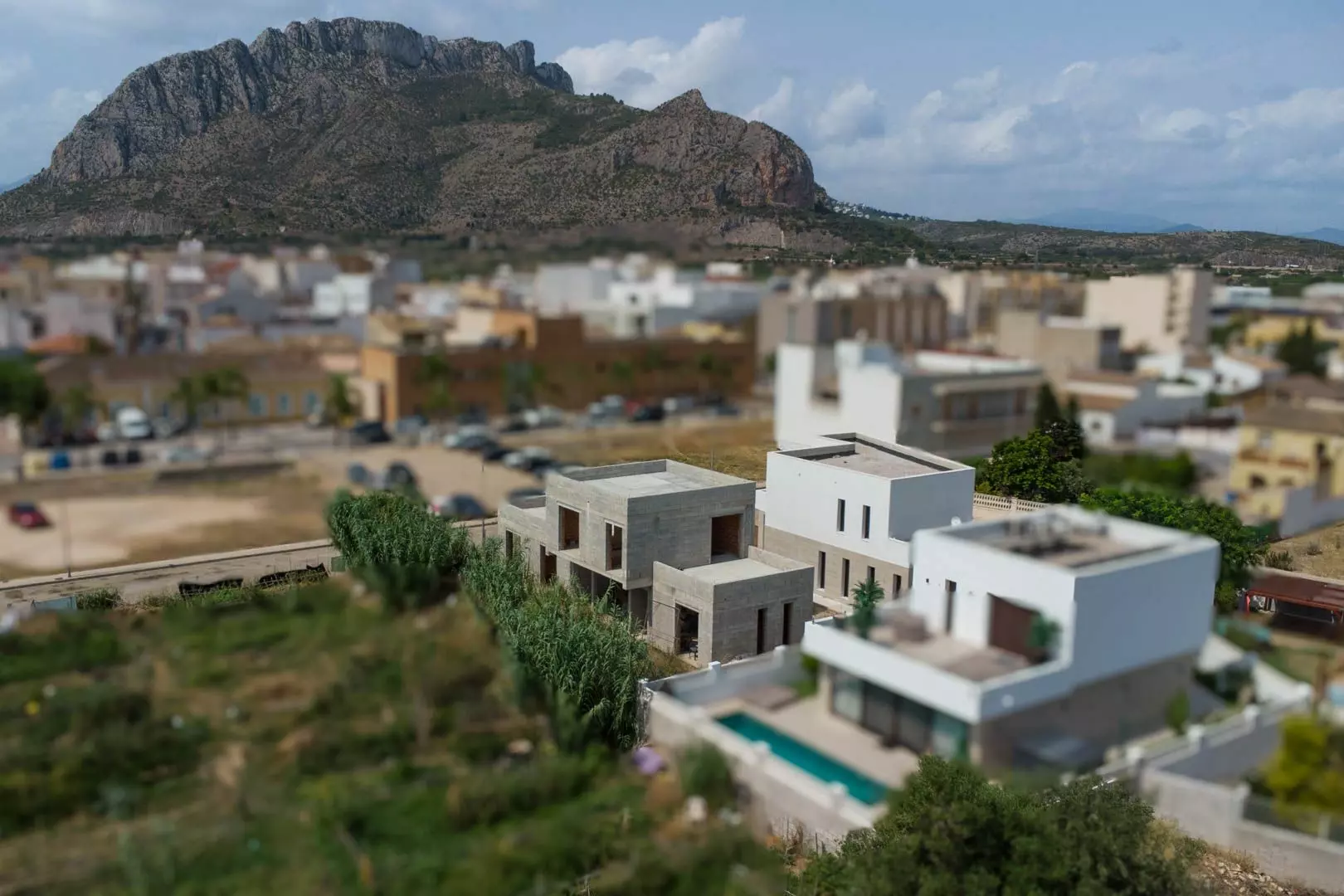 3-bedroom Villa In Els Poblets, Spain (225 M²)