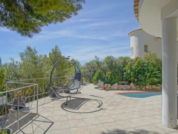 3-bedroom Villa In Altea, Spain (200 M²)