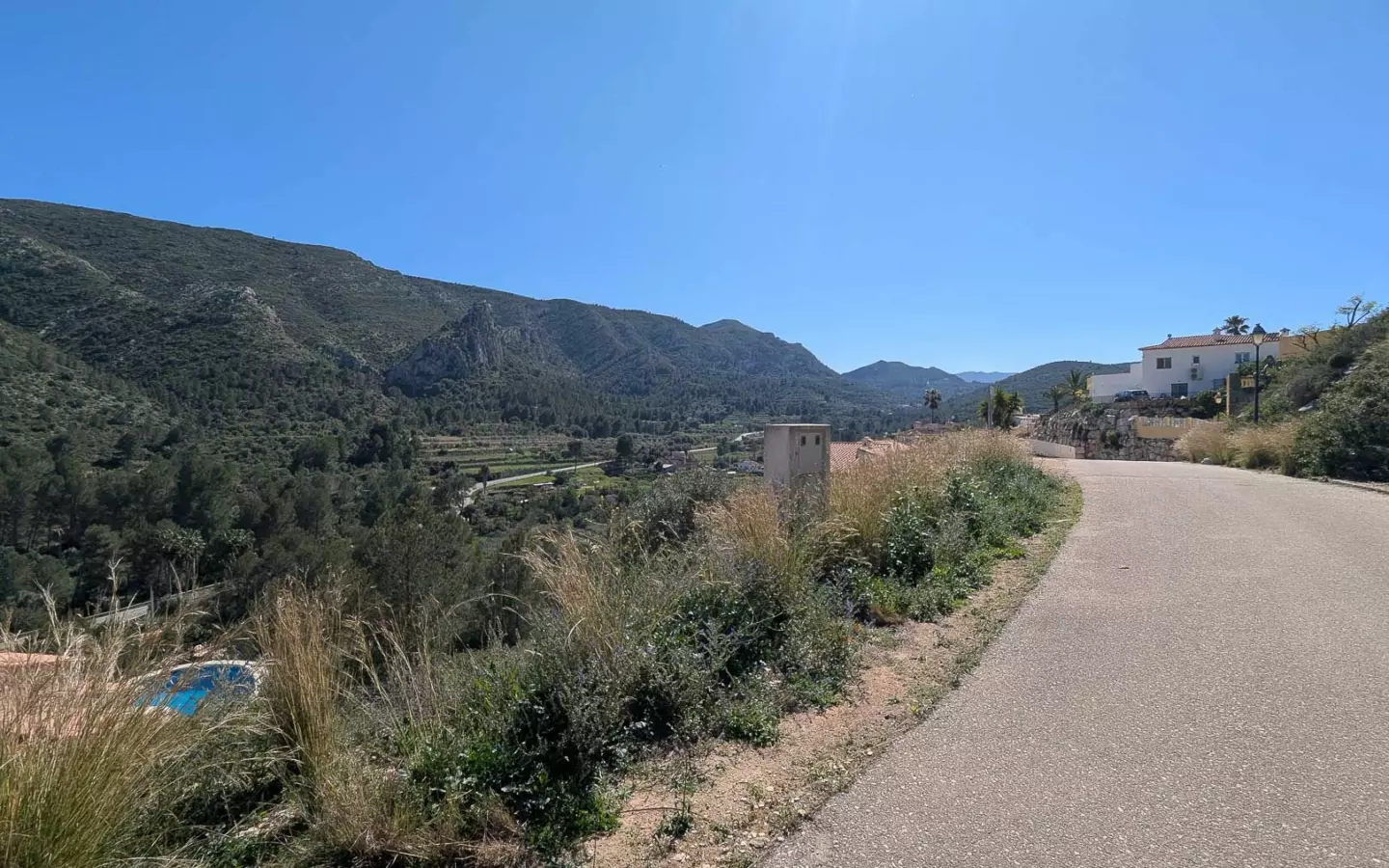 3-bedroom Villa In Pedreguer, Spain (160 M²)