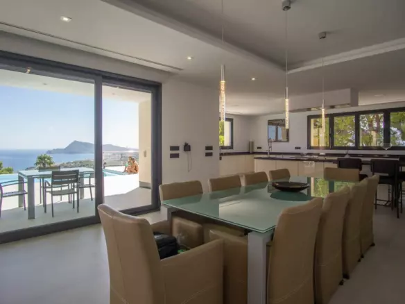5-bedroom Villa In Altea, Spain (680 M²)