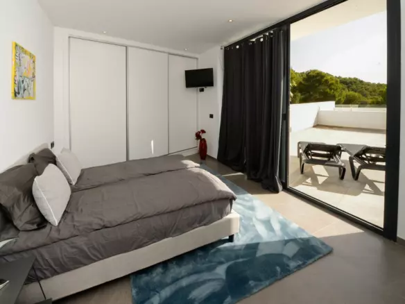 3-bedroom Villa In Jávea – Xàbia, Spain (374 M²)