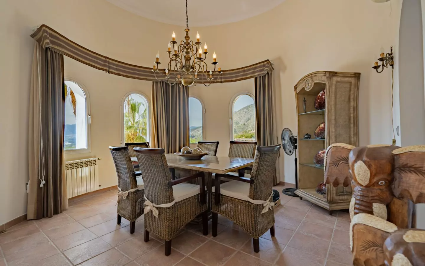 4-bedroom Villa In Altea, Spain (400 M²)