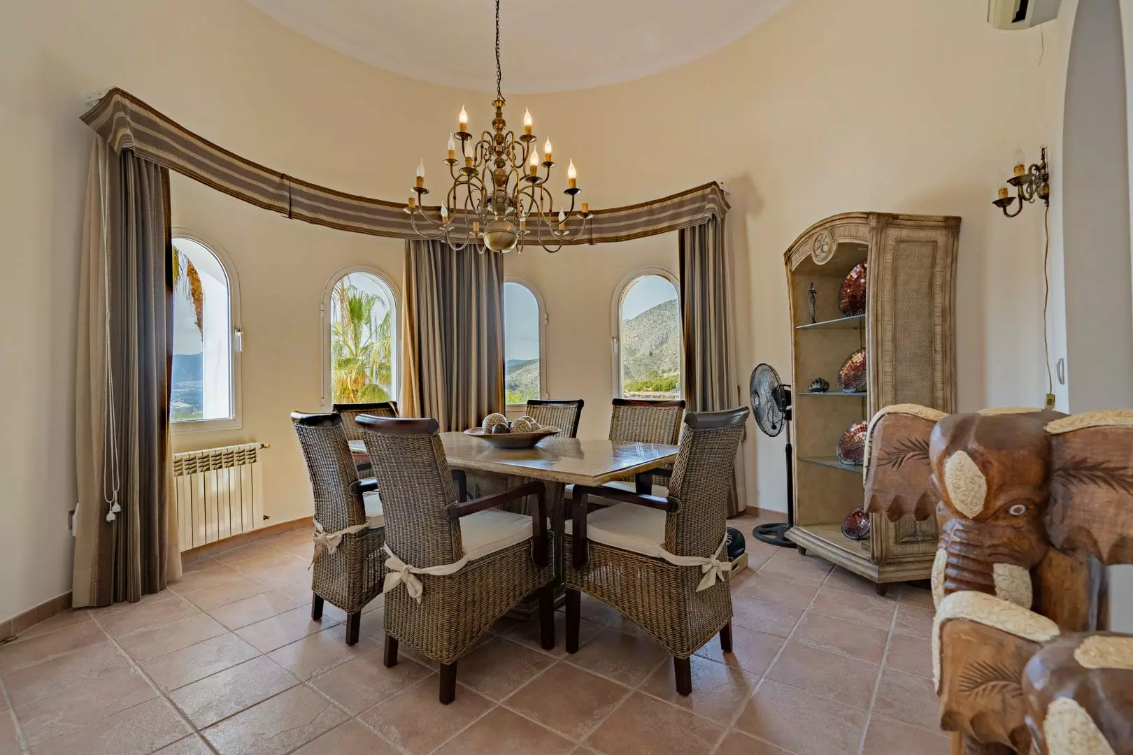 4-bedroom Villa In Altea, Spain (400 M²)