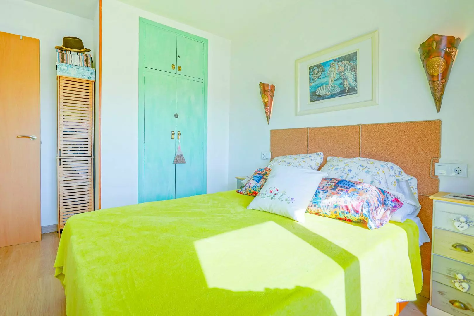 2-17-4def28 2-bedroom Apartment In Denia, Spain (80 M²)