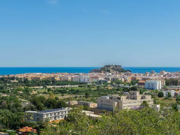 2-bedroom Apartment In Denia, Spain (88 M²)