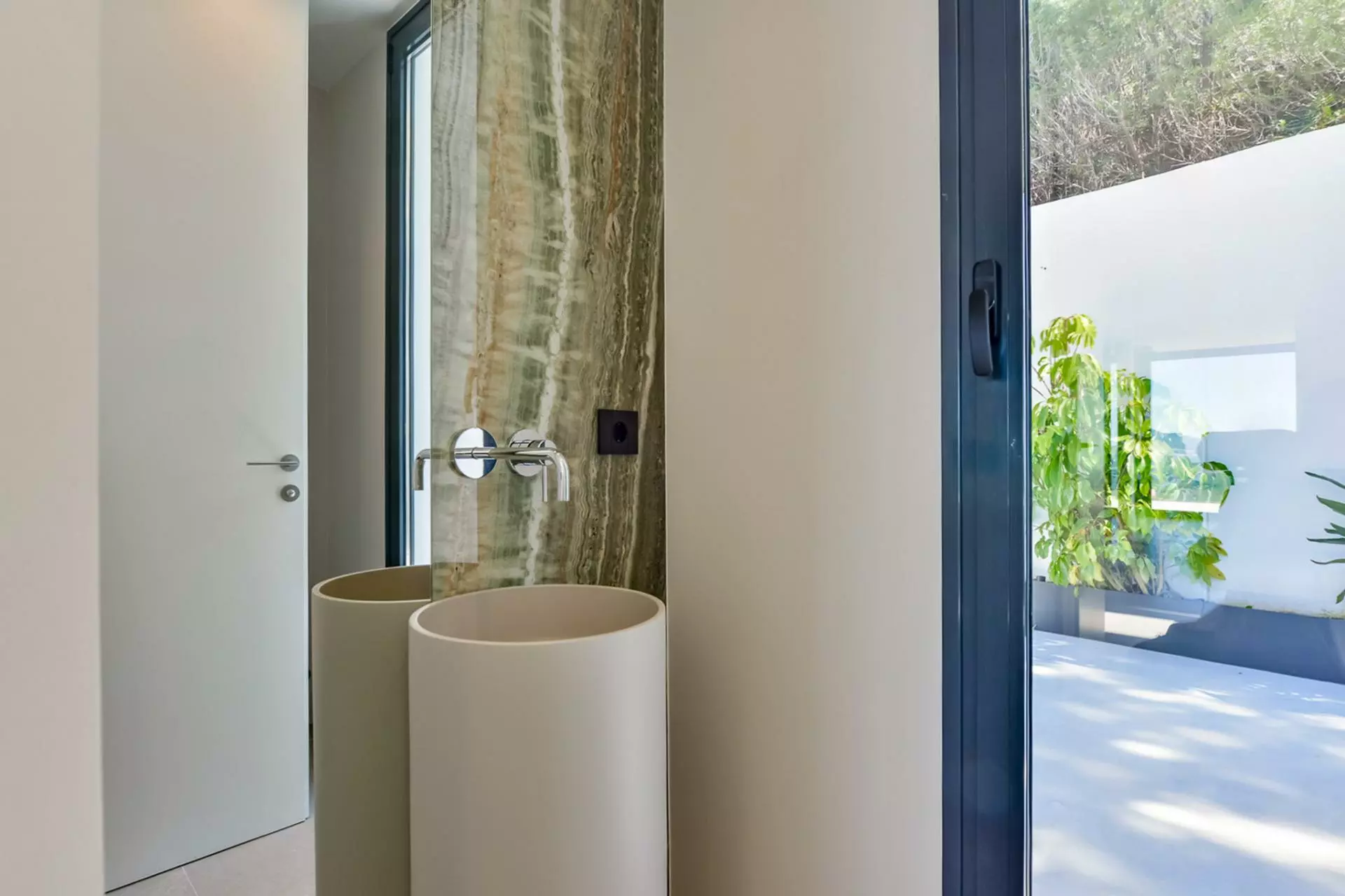 2-17-7f4ead 5-bedroom Villa In Altea, Spain (390 M²)